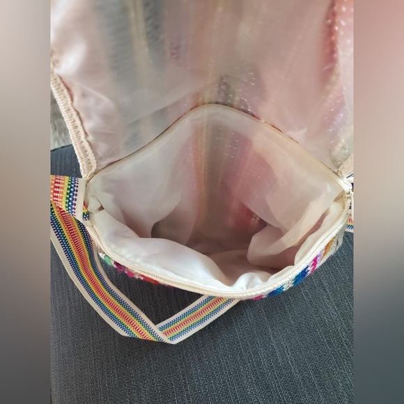 Colorful woven bag, perfect for summer - Picture 2 of 6